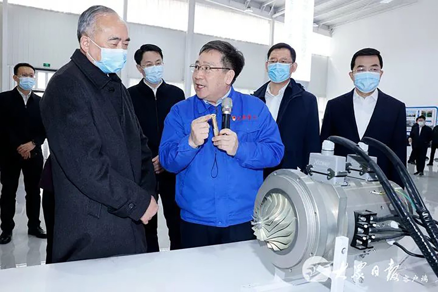 山东省委书记林武莅临yy易游重工考察调研